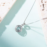 683. Stunning Necklace