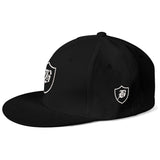 SNAP BACK EMBROIDED HAT - BLACK/WHITE